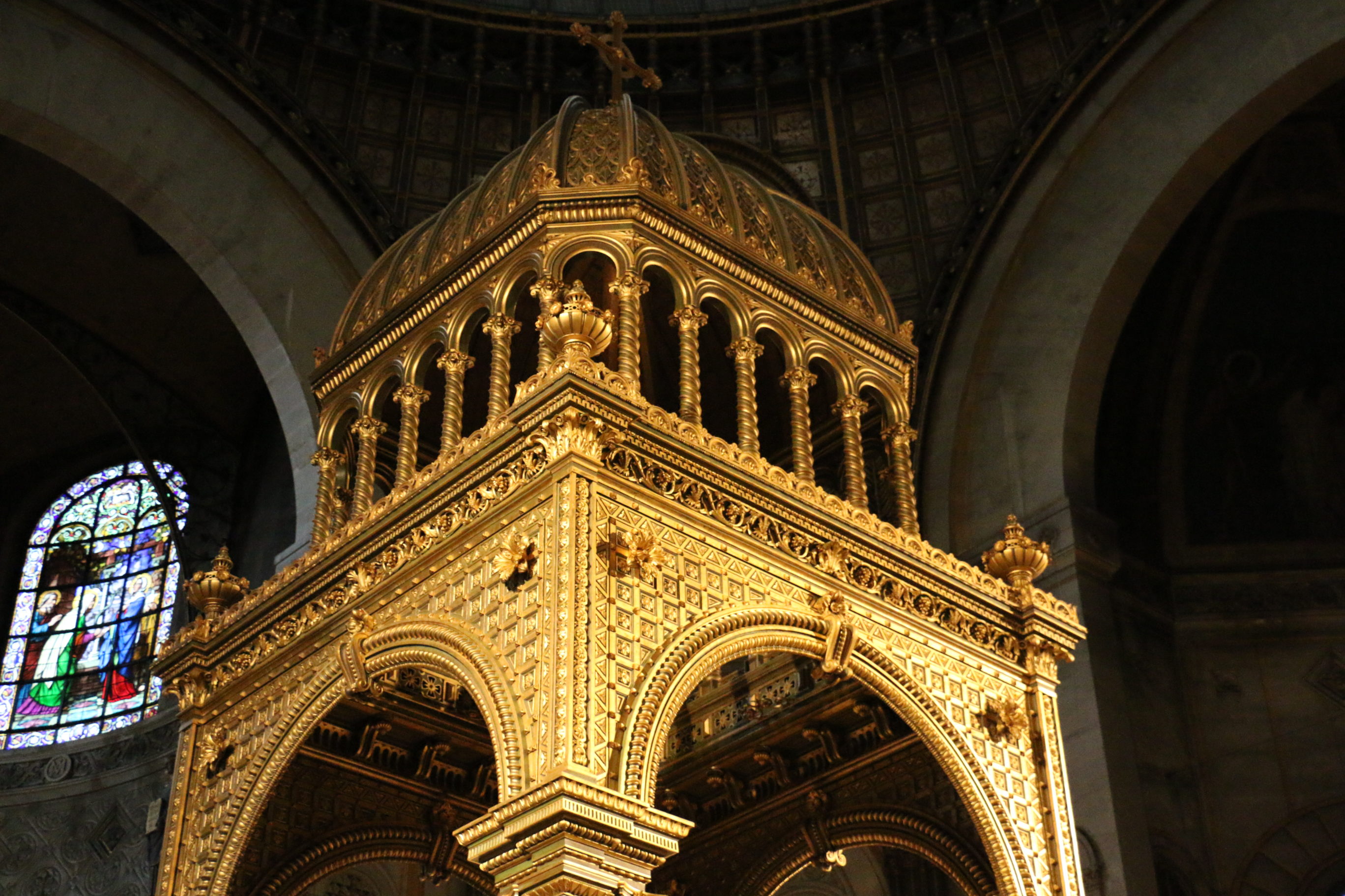 Choeur-baldaquin, après restauration