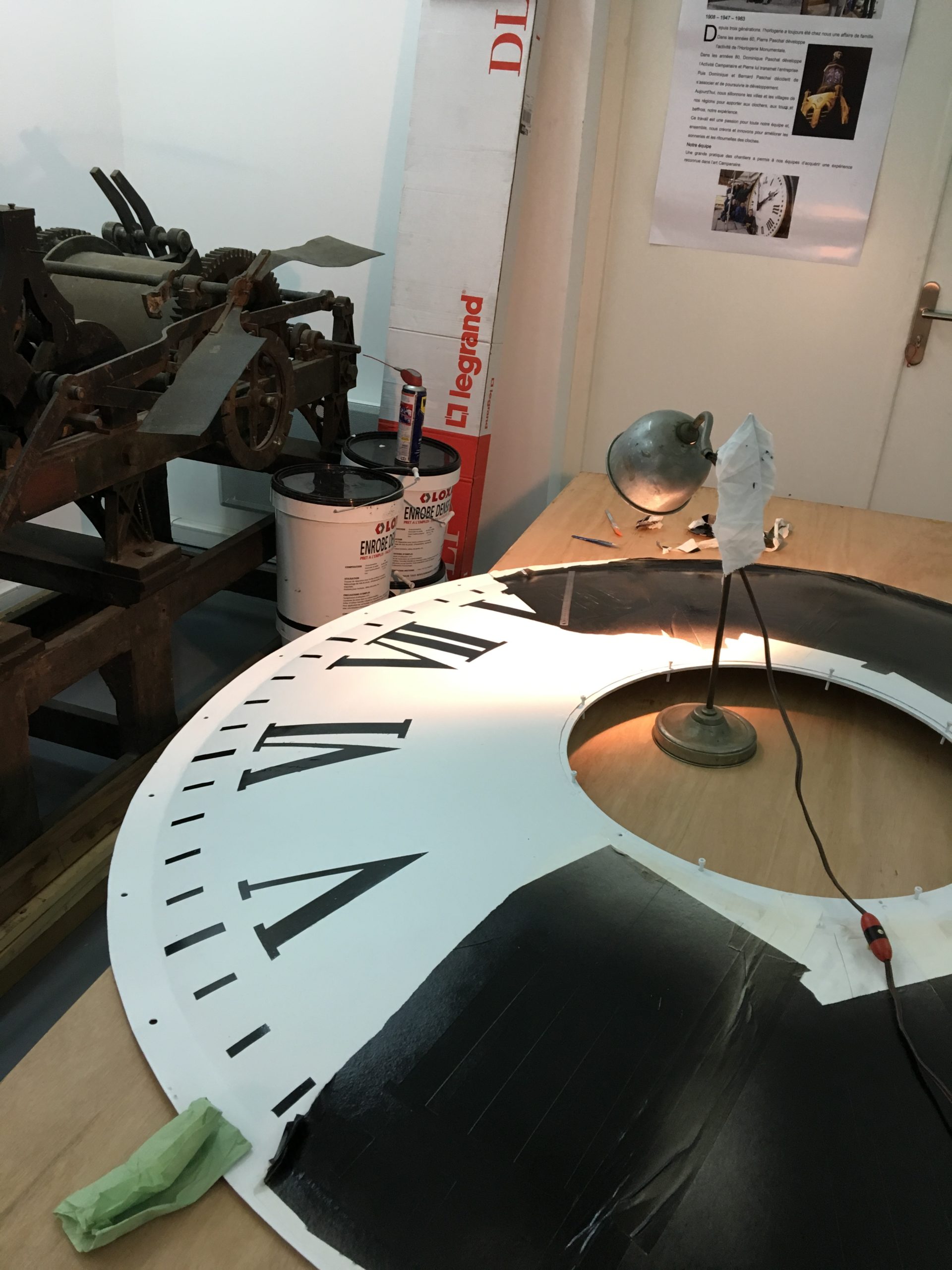 L'horloge de Saint-Louis-en-l’île est enfin de retour