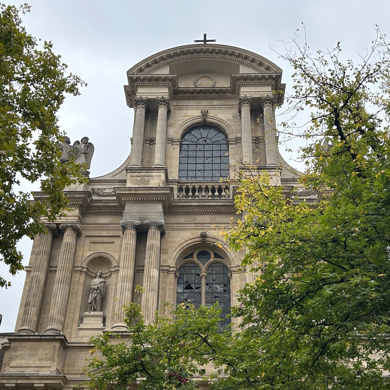 A travers les siècles