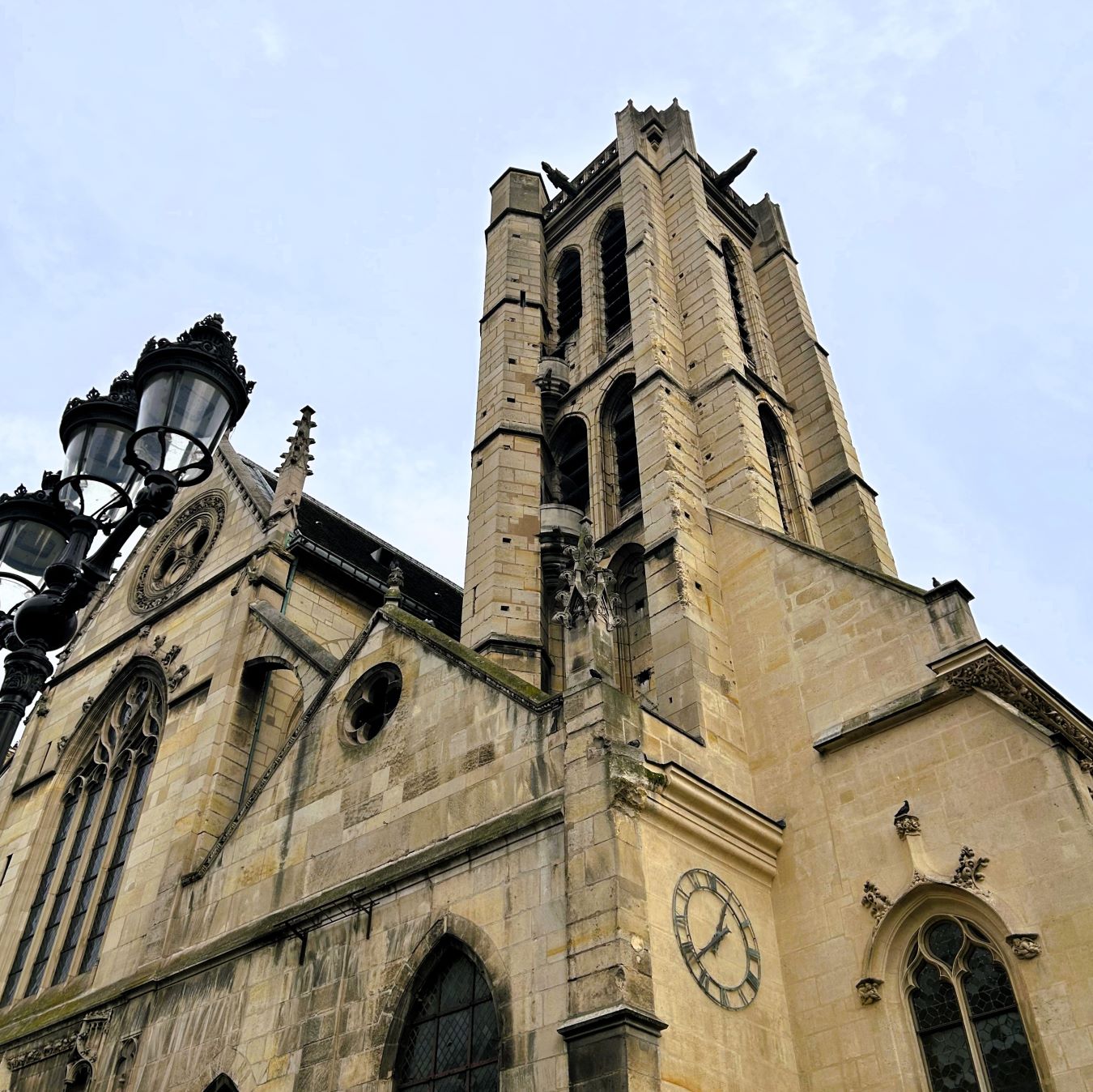 Un édifice né pour accueillir